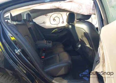 2016 Buick Lacrosse Sport Touring z USA, uszkodzony, nr VIN 1G4G45G37GF254985